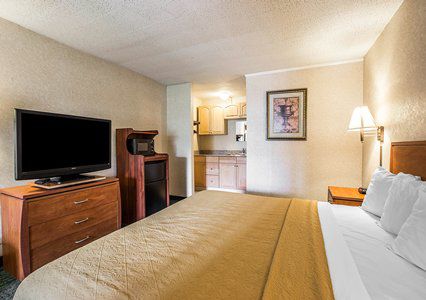 & 3* Greenville