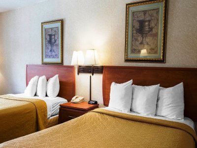 Motel & Greenville
