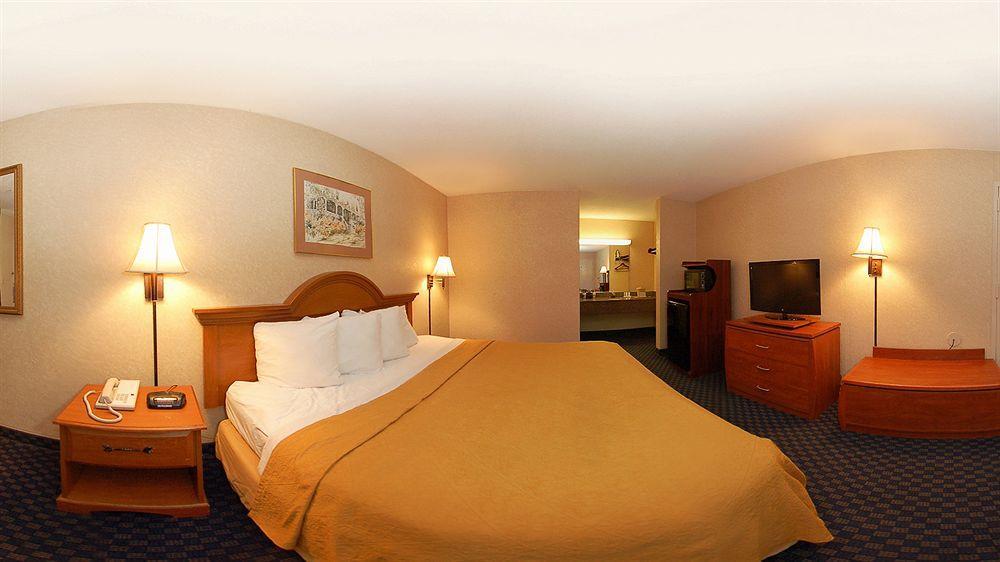 & 3* Greenville