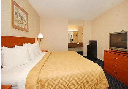 Motel &